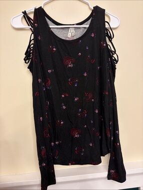 Mudd Black Paisley Cold-Shoulder Top with Straps